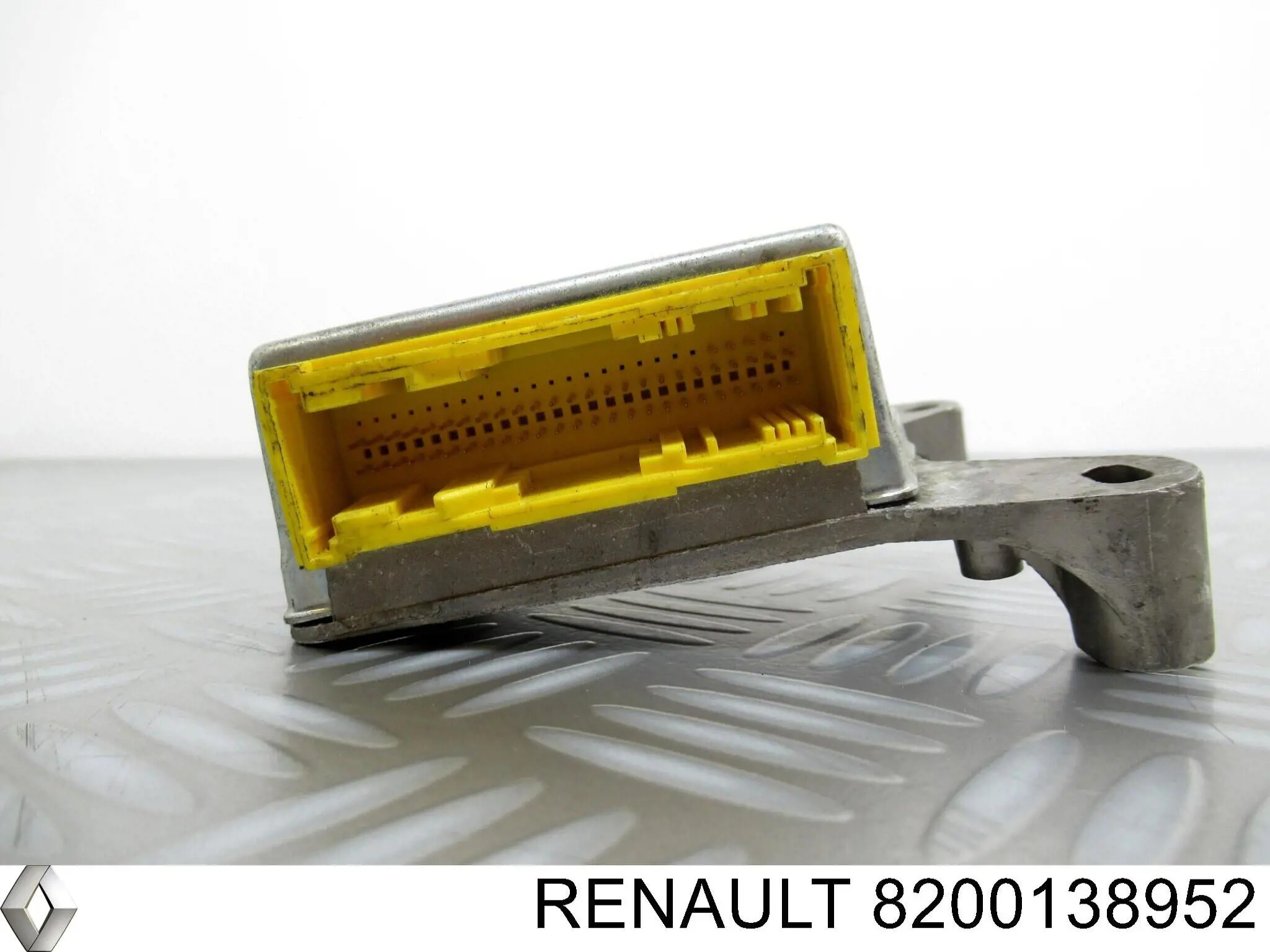 Модуль-процесор керування подушки безпеки Renault (RVI) 7701070531 ціна, від 6.33 USD