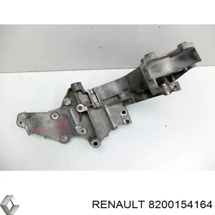 Купити 8200154164 Renault (RVI) Кронштейн генератора