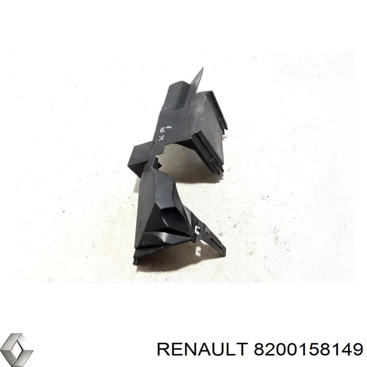 Повітропровід (дефлектор) радіатора, правий Renault (RVI) 8200158149 ціна, від 11.21 USD