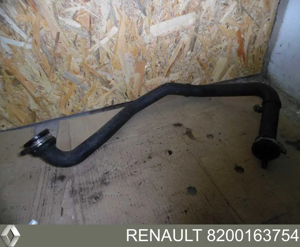 Купити 144600943R Renault (RVI) Шланг/патрубок интеркуллера