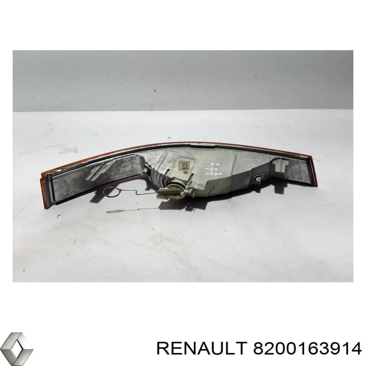 Поворотник лівий Renault (RVI) 8200163914 ціна, від 20.55 USD