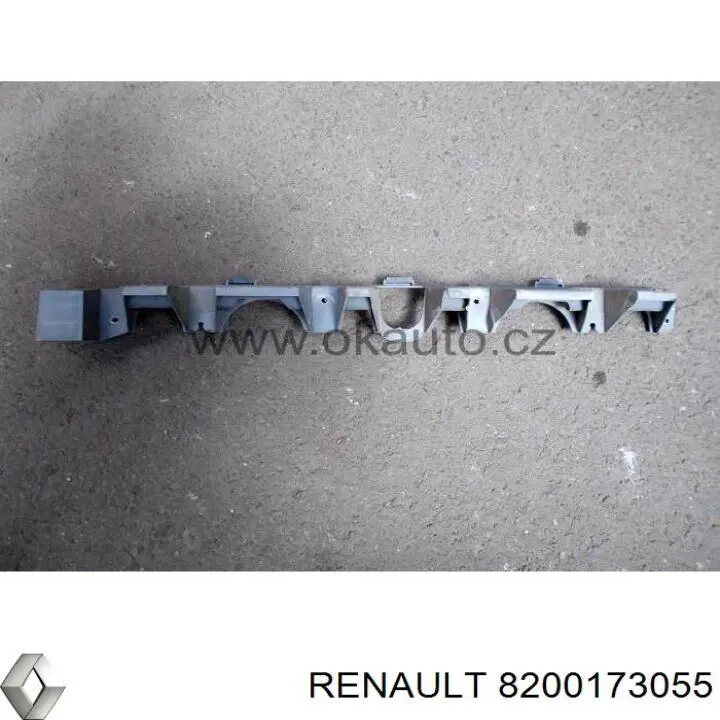 Кронштейн бампера заднього, центральний Renault Laguna 2 (BG0) (Рено Лагуна)