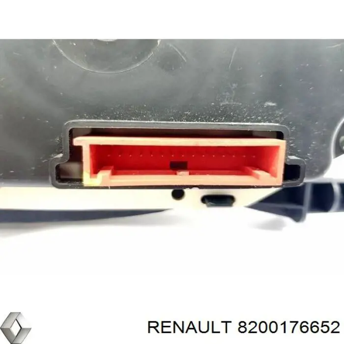 Щиток приладів Renault (RVI) 8200176652