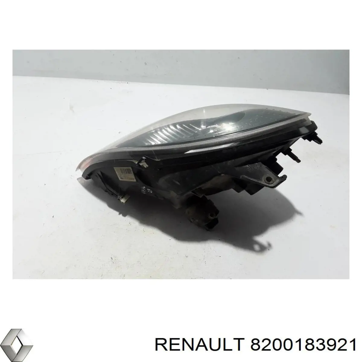 260107835R Renault (RVI) фара права