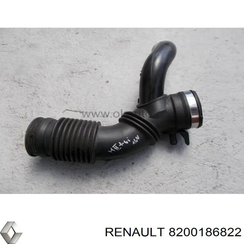 8200186822 Renault (RVI) патрубок повітряний, вихід повітряного фільтра