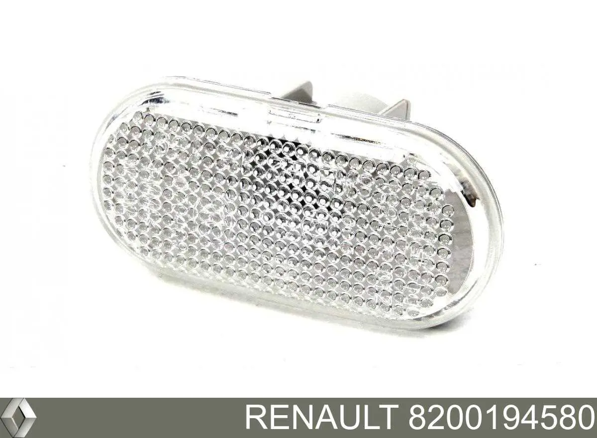 Купити 8200194580 Renault (RVI) Повторювач повороту на крилі