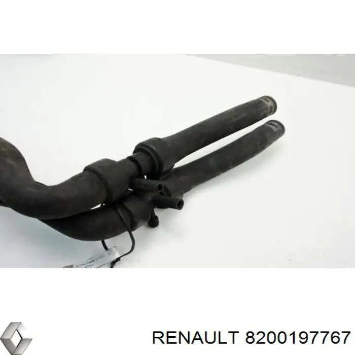 Патрубок грубки Renault (RVI) 8200197767 ціна, від 36.46 USD