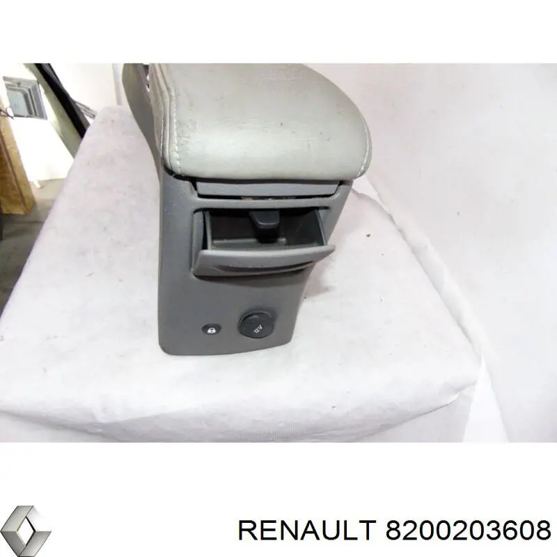  Renault (RVI) 8200380777