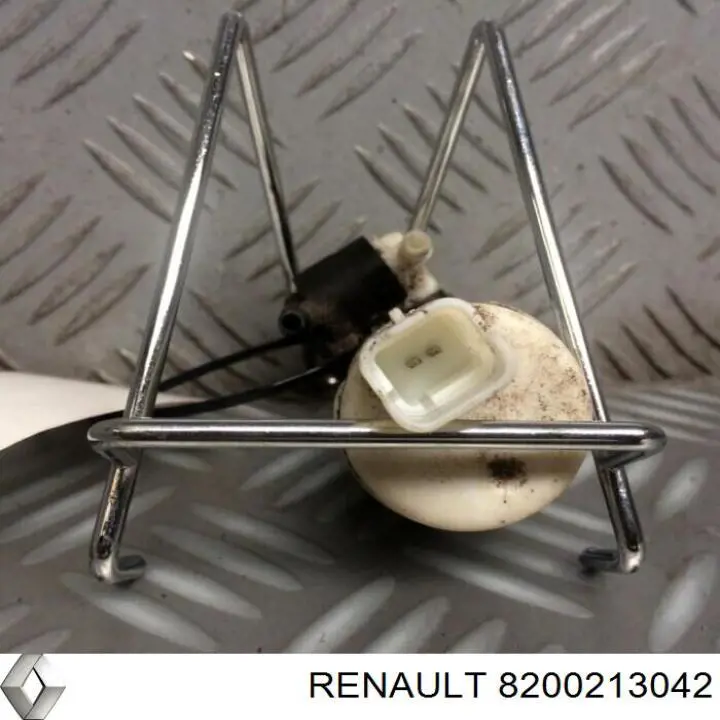 Моторчик омивача переднього скла Renault (RVI) 8200213042 ціна, від 5.07 USD