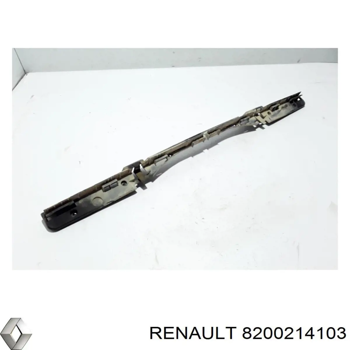 8200214103 Renault (RVI) кронштейн бампера заднього, центральний