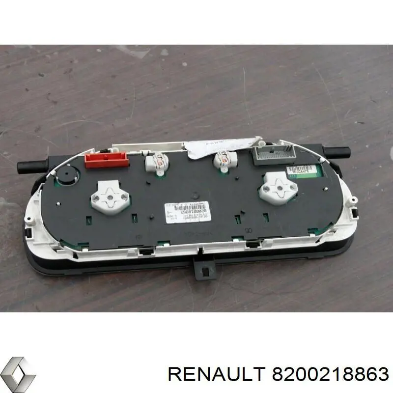 8200218863 Renault (RVI) Щиток приладів додатковий
