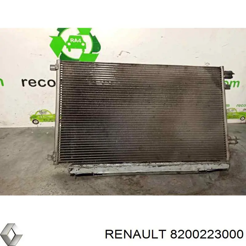 Купити 8200223000 Renault (RVI) Радіатор системи охолодження кондиціонера