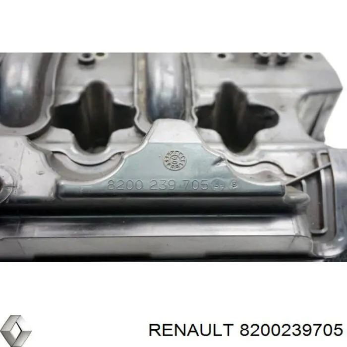 Купити 8200239705 Renault (RVI) Клапанна кришка