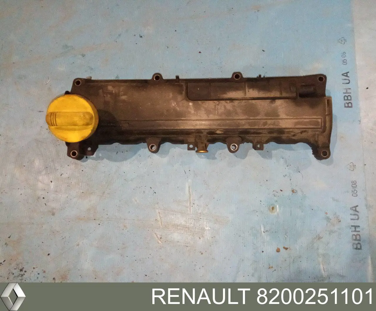 8200251101 Renault (RVI) Кришка двигуна