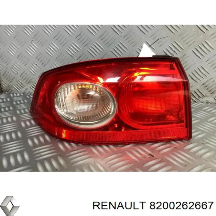 Ліхтар задній лівий, зовнішній Renault Laguna 3 (BT0) (Рено Лагуна)