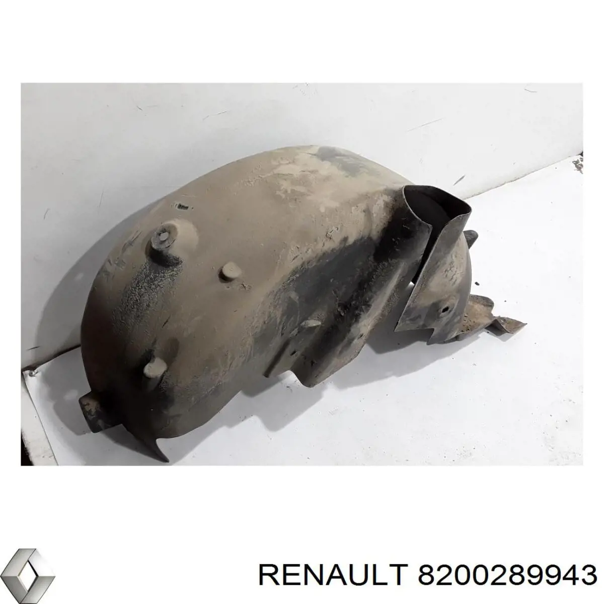 Купити 8200289943 Renault (RVI) Підкрилок заднього крила, правий