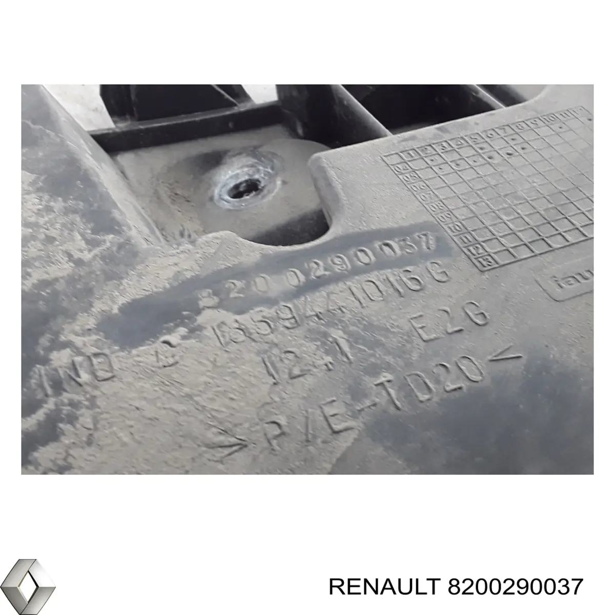 Кронштейн бампера заднього, лівий Renault Clio 3 (BR01, CR01) (Рено Кліо)