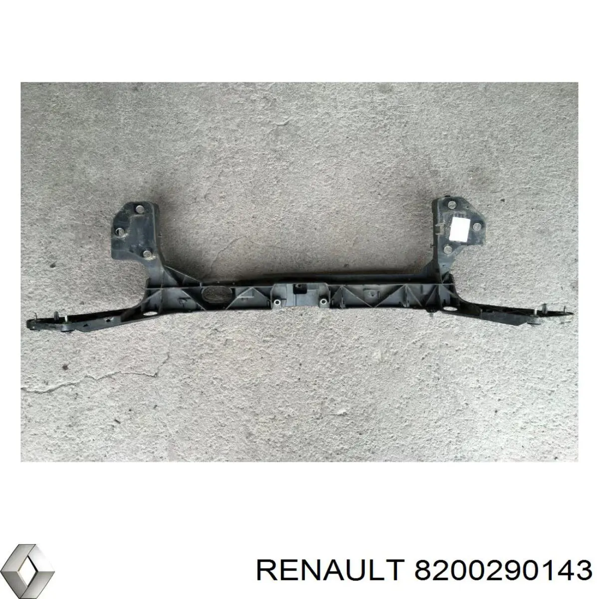 Купити 8200290143 Renault (RVI) Установча панель передня