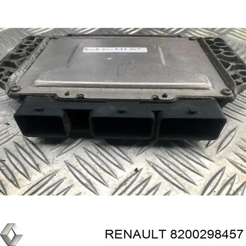 Блок двигуна Renault (RVI) 215842882A
