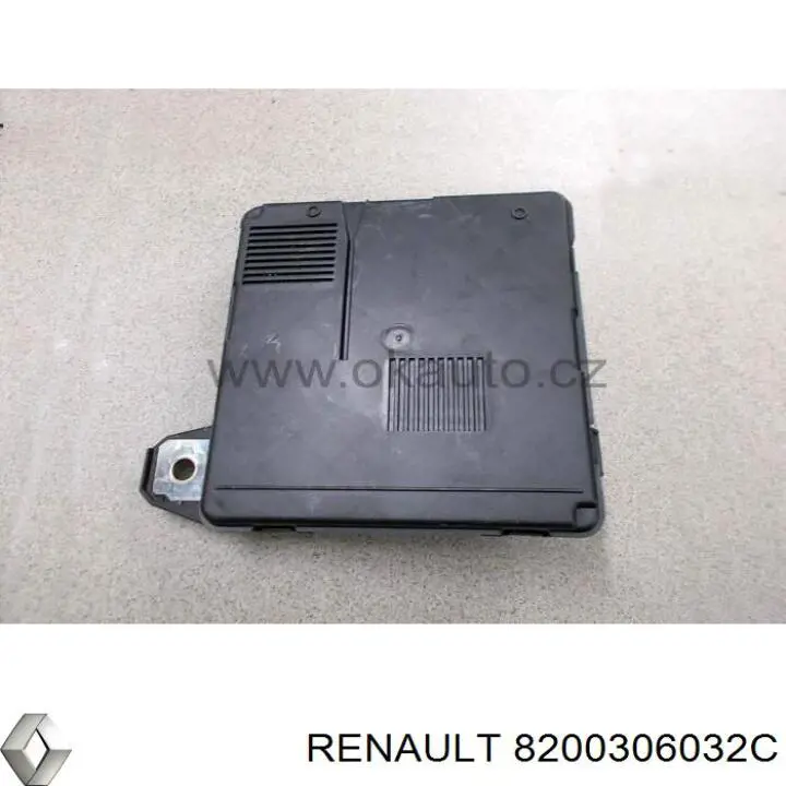 8200306032C Renault (RVI) Реле запобіжників