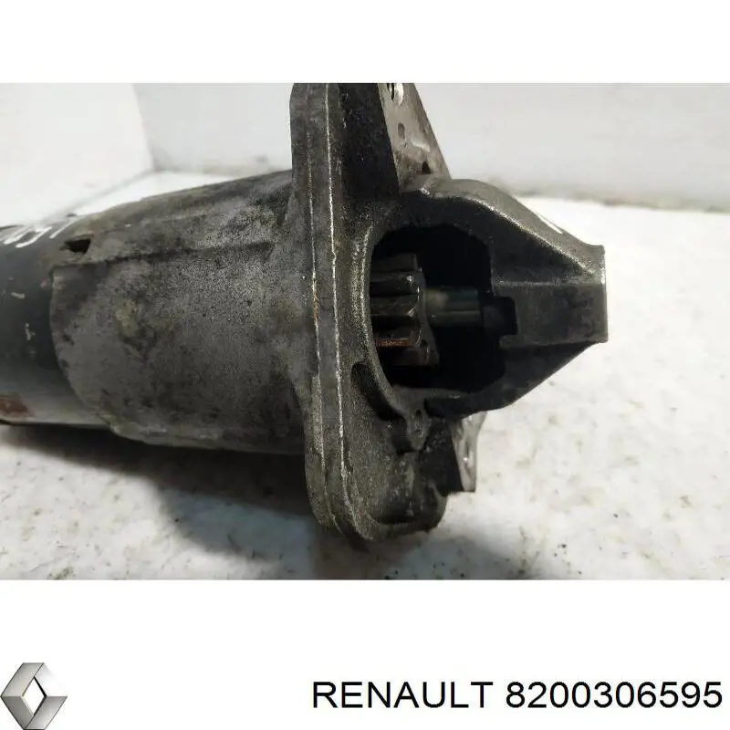 Купити 8200306595 Renault (RVI) Стартер