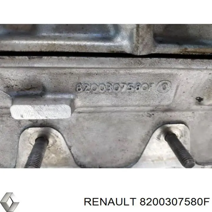 ГБЦ 8200307580F Renault (RVI)