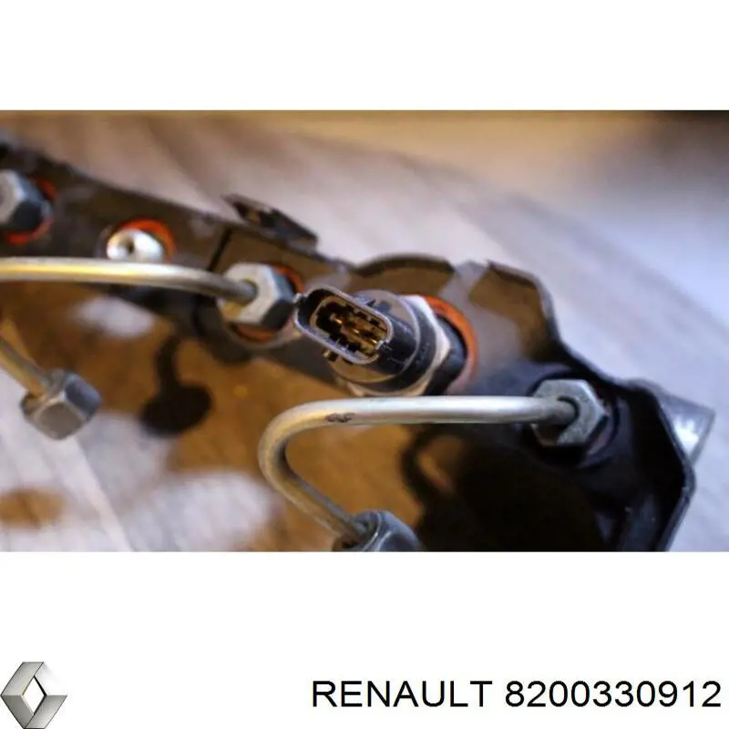 Паливна рампа Renault (RVI) 8200330912