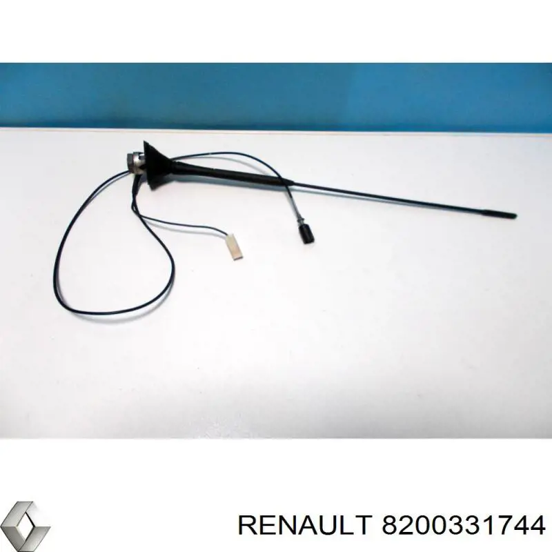 850701407R Renault (RVI) накладка бампера заднього