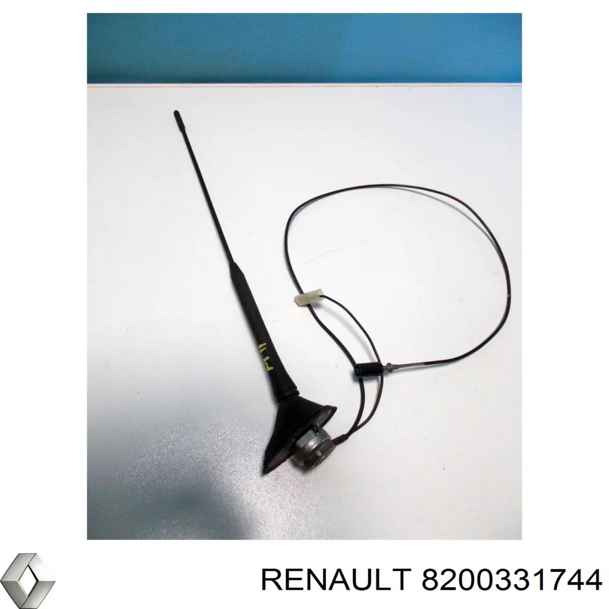 Накладка бампера заднього Renault (RVI) 850701407R ціна, від 21.08 USD