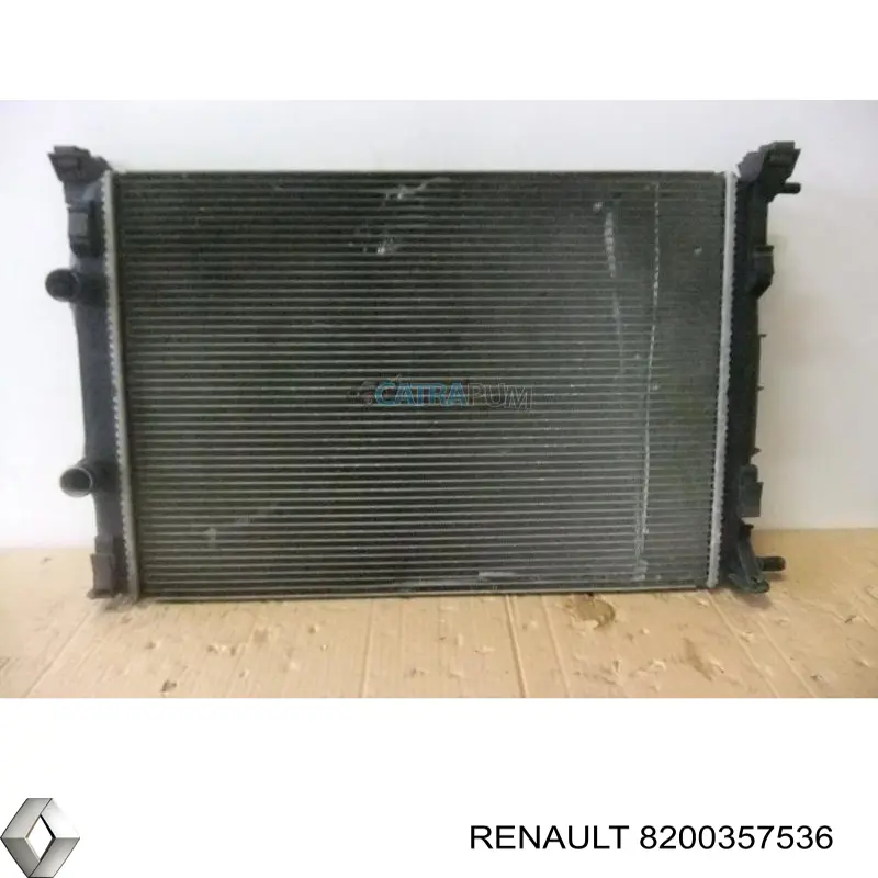 8200357536 Renault (RVI) радіатор охолодження двигуна