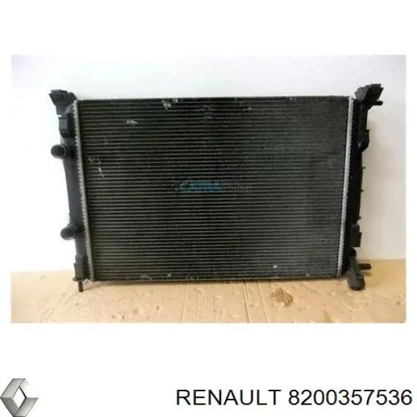 Купити 8200357536 Renault (RVI) Радіатор двигуна