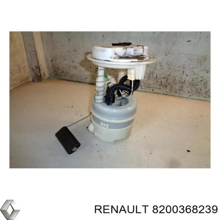 Купити 8200368239 Renault (RVI) Насос занурювальний в баці