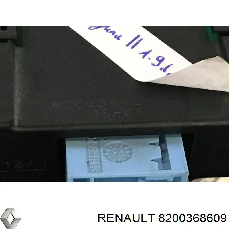Купити 8200368609 Renault (RVI) Клавіша електромеханічного гальма стоянки