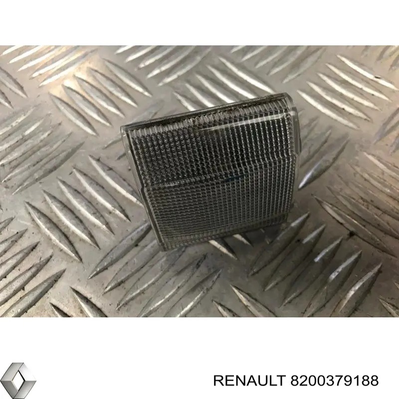 Купити 8200379188 Renault (RVI) Лівий ліхтар покажчика повороту
