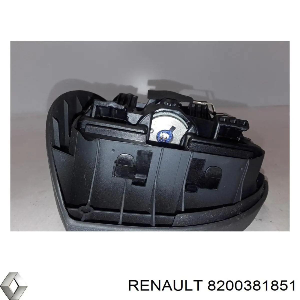 Подушка Айрбег водія Renault (RVI) 8200381851 ціна, від 12.97 USD
