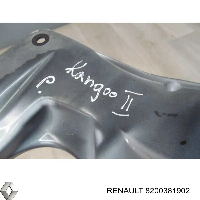 Кронштейн кріплення крила переднього правого верхній Renault (RVI) 631221176R ціна, від 30.44 USD