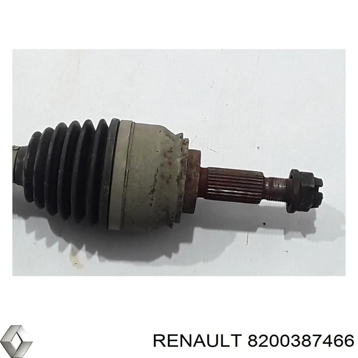 Піввісь (привід) передня, права 8200387466 Renault (RVI)