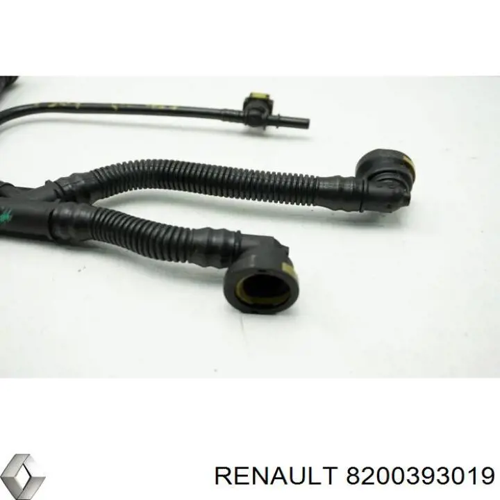 Купити 8200393019 Renault (RVI) Патрубок системи рециркуляції ОГ EGR