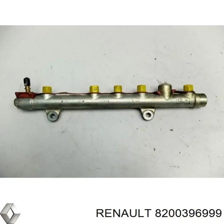 Датчик тиску палива 8200396999 Renault (RVI)