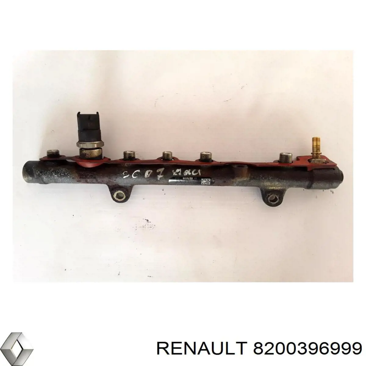 Датчик тиску палива Renault (RVI) 8200396999 ціна, від 19.00 USD