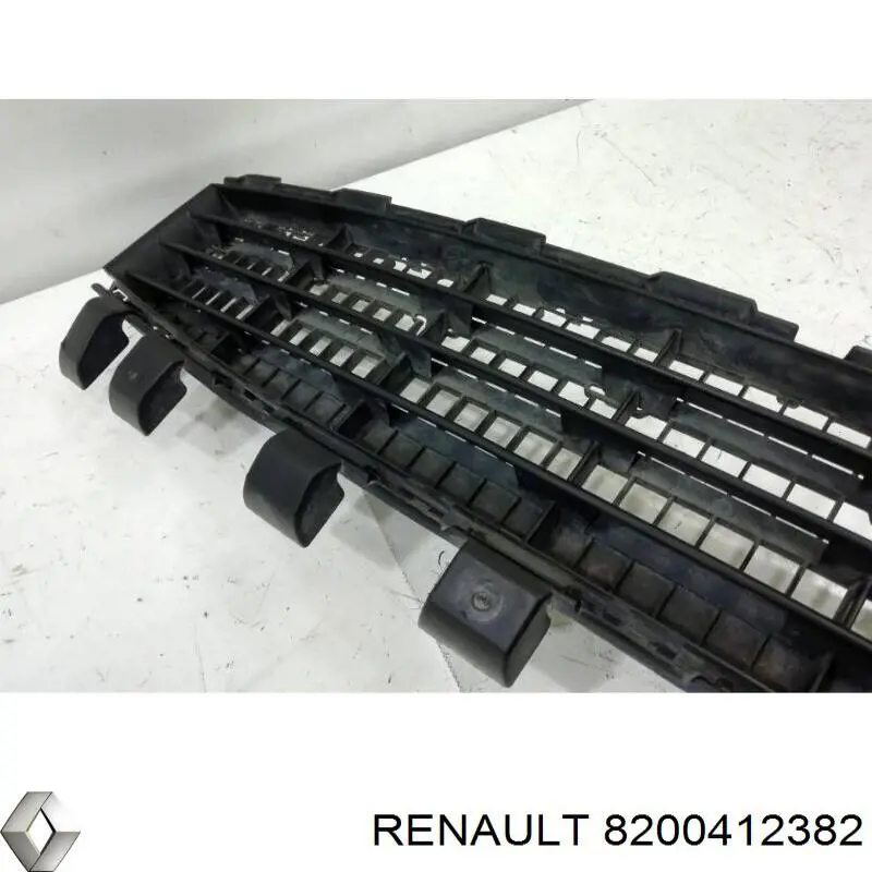Решітка переднього бампера, внутрішня частина Renault (RVI) 8200412382 ціна, від 70.21 USD
