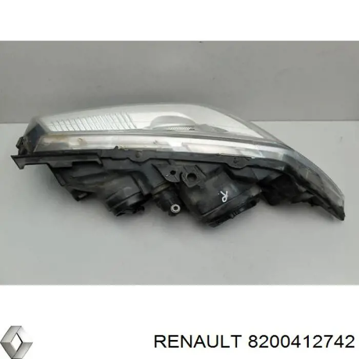8200412742 Renault (RVI) Основна фара - вставка