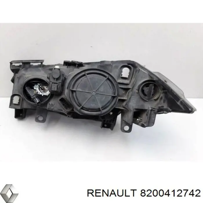 Фара правая Renault (RVI) 8200412742 ціна, від 115.86 USD