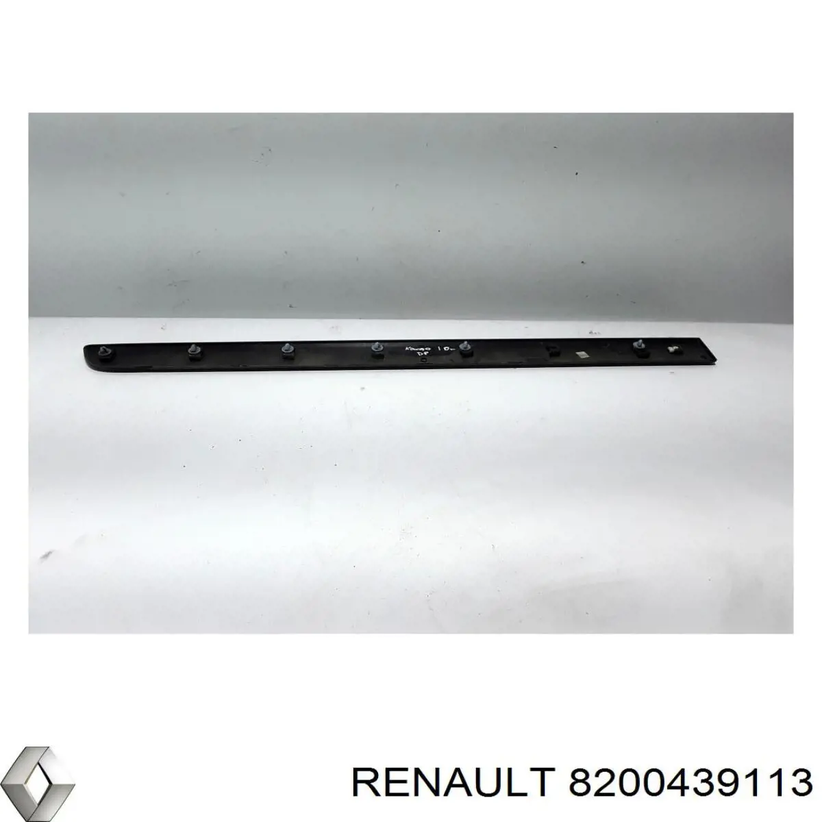 Молдинг передньої правої двері Renault (RVI) 8200439113 ціна, від 8.48 USD