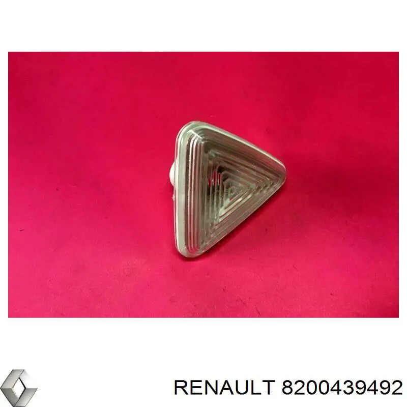 8200439492 Renault (RVI) Повторювач повороту в крило