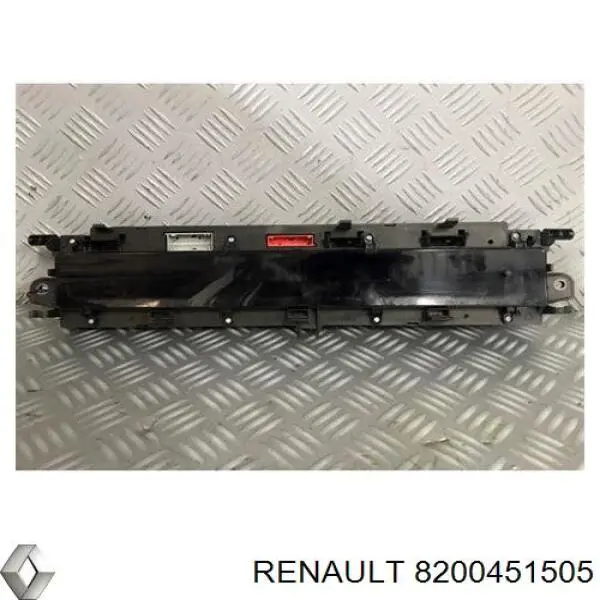 Щиток приладів Renault (RVI) 8200451505