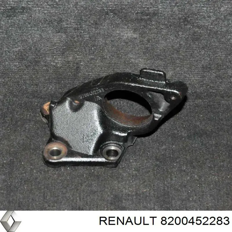 Купити 8200452283 Renault (RVI) Опора підвісного підшипника передньої піввісі