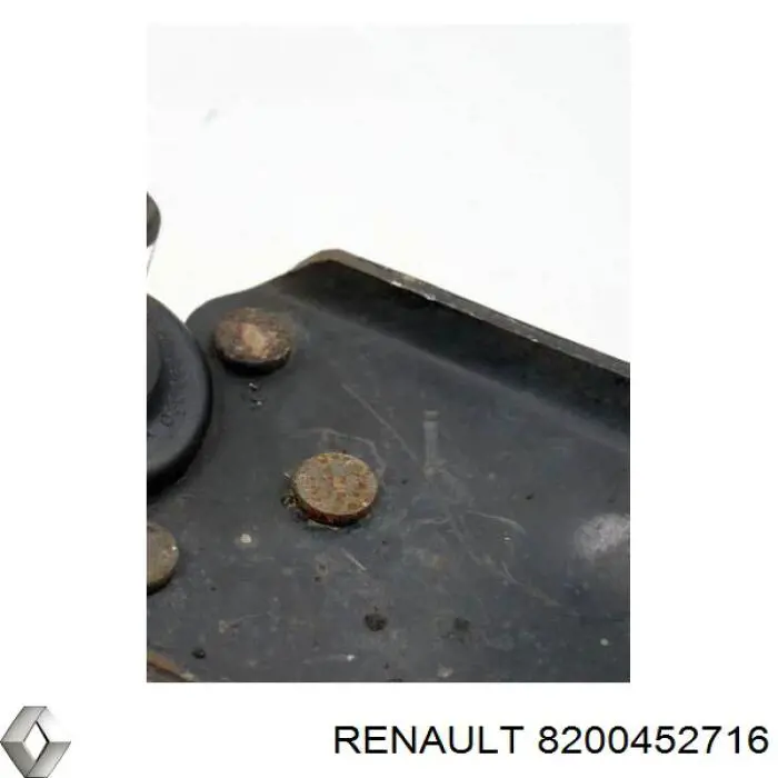 Важіль передньої підвіски нижній, правий Renault (RVI) 8200452716 ціна, від 46.96 USD
