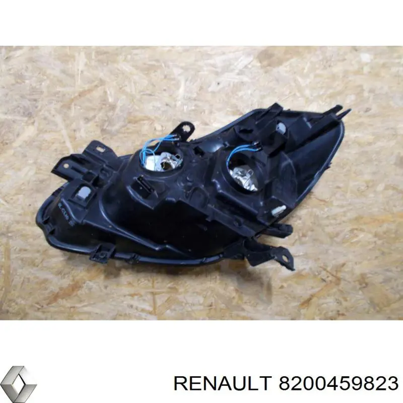 Фара правая Renault (RVI) 8200459823 ціна, від 108.51 USD