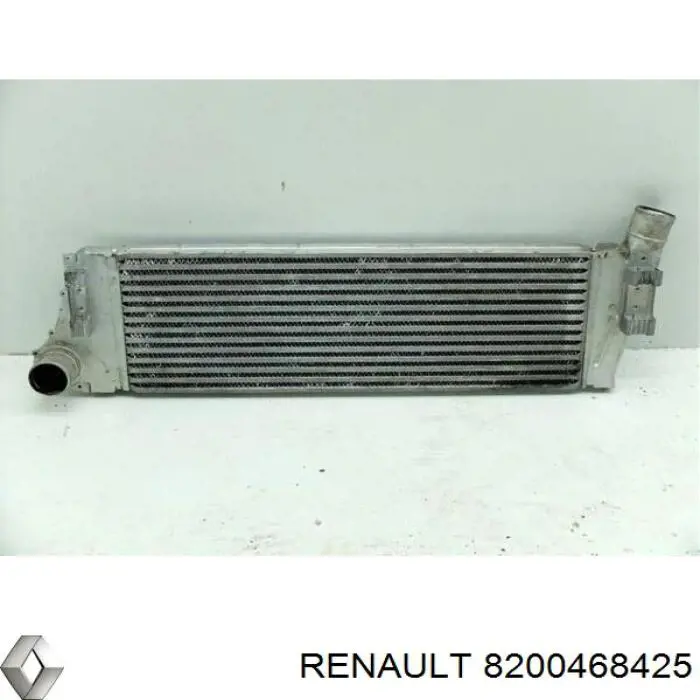 Інтеркулер 8200468425 Renault (RVI)